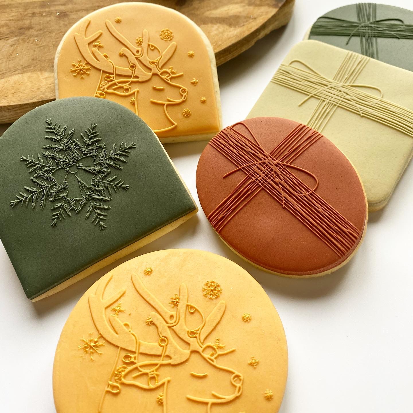 Set De 8 Tampons à Biscuits De Noël En Silicone - Emporte-pièces Et Poinçons Pour Pâtisserie Festive (dellyy) - 4